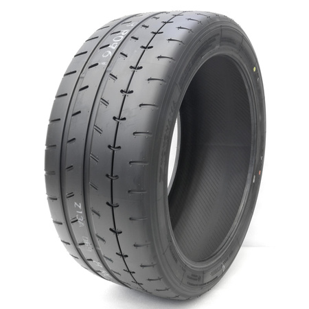Opona 205/45 R17 88W Yokohama Advan A052
